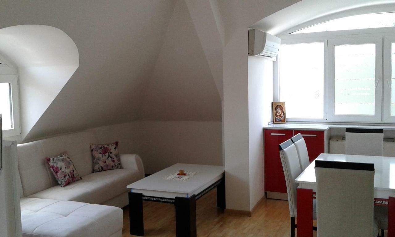 Apartment Sagittarius Kjusztendil Kültér fotó